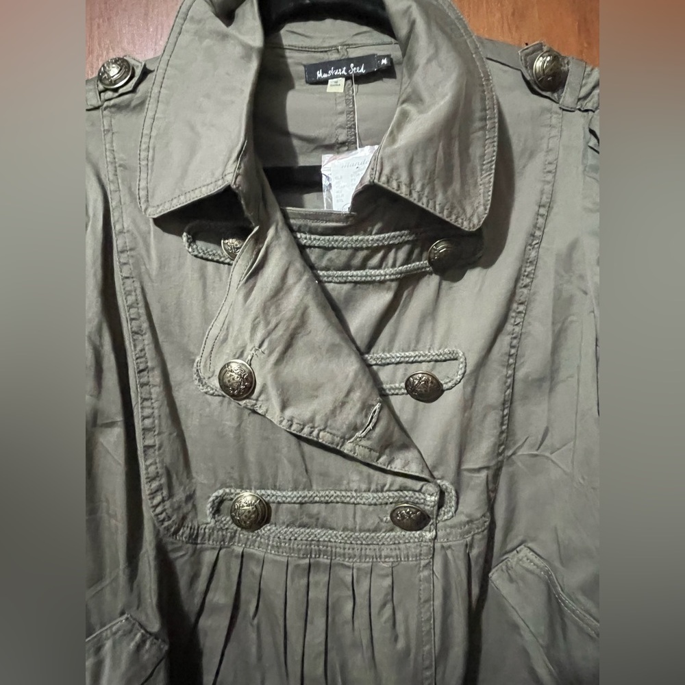 Double-Breasted Cropped Jacket - Picture 2 of 12